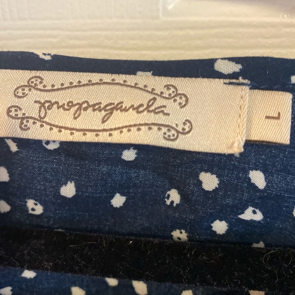 Blue and white polka dot blouse by Propaganda - Picture 3 of 3